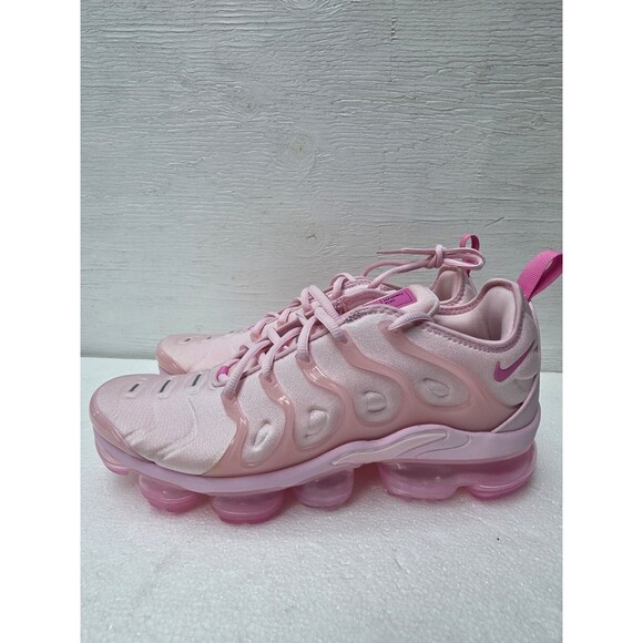 New Women's Size 10 Nike Air Vapormax Plus Running Shoes  Pink Foam FZ3614-686 - Picture 13 of 16